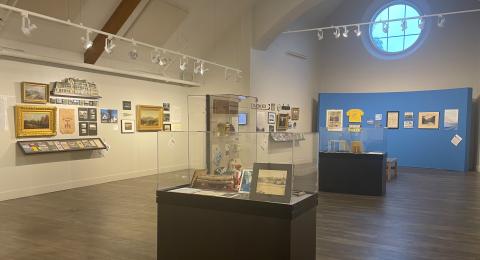 Wide angle photograph of exhibit.