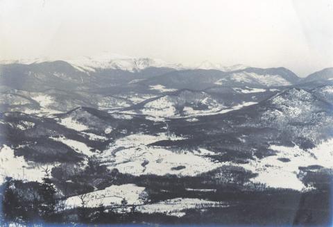 View Greeting Hikers—Presidential Range and Carter Notch from Mount Washington clearcuts