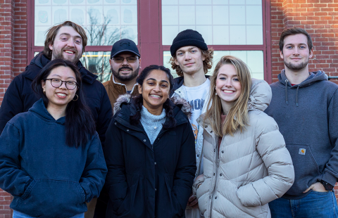 学生经营的营销和设计机构