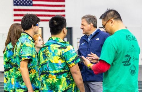 Gov. Sununu and Governor's Cup competitors