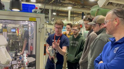 Freudenberg and Plymouth State collaborate on robotics training